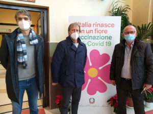 Galati, Albano e Vizzi al vax day