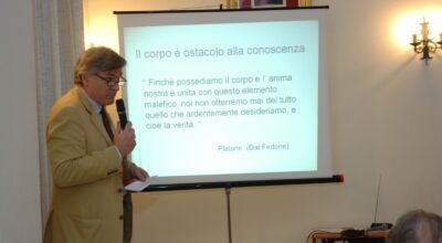 Incontro sulla medicina e il rispetto dell’uomo