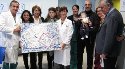 Cefalù, neo genitori ringraziano l’ospedale e donano un quadro