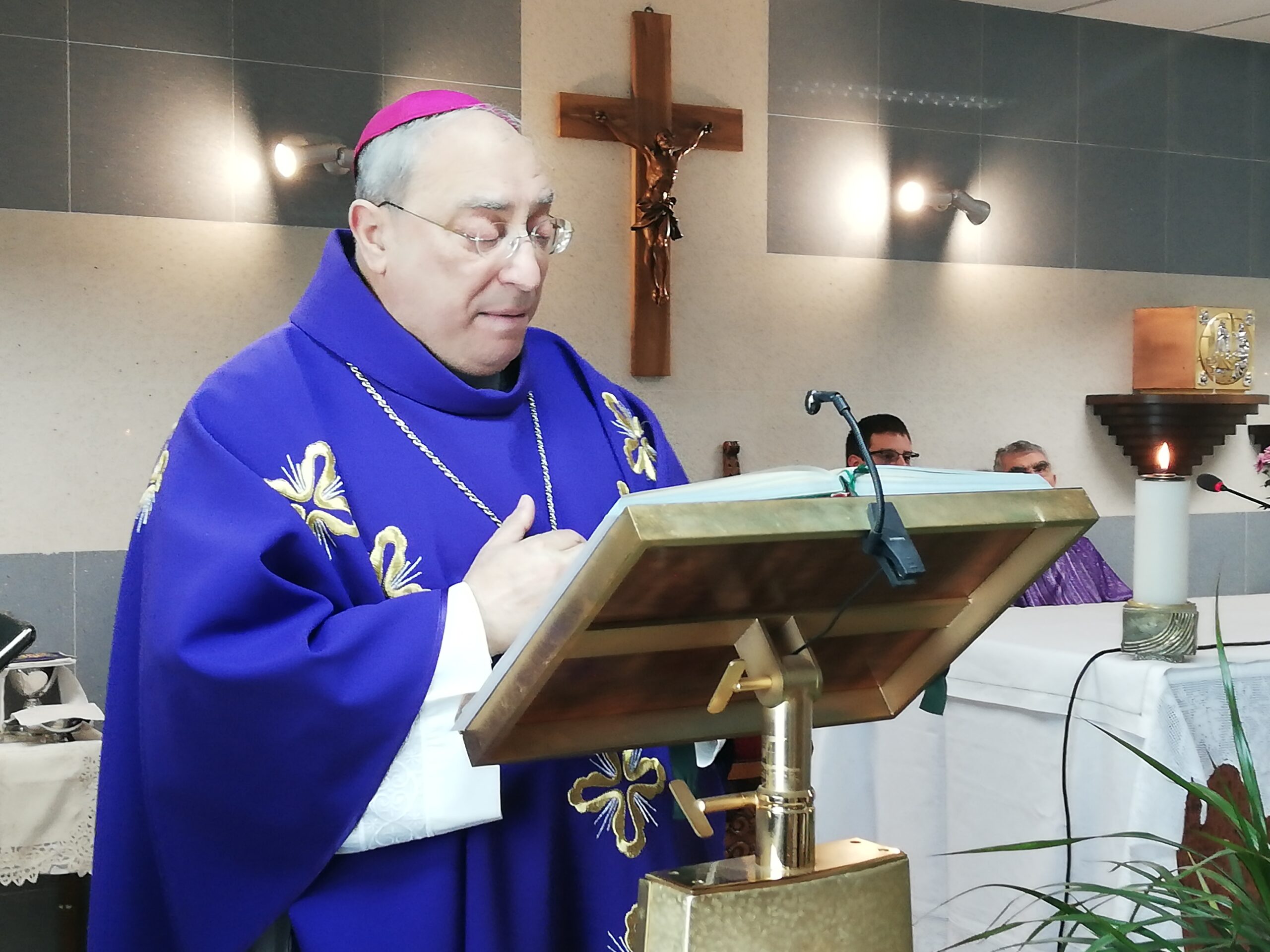 il vescovo Giuseppe Marciante