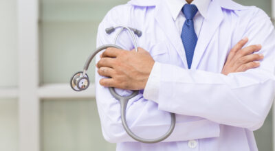 Avviso di lavoro, selezione 1 contratto a tempo indeterminato per medico specialista in Urologia
