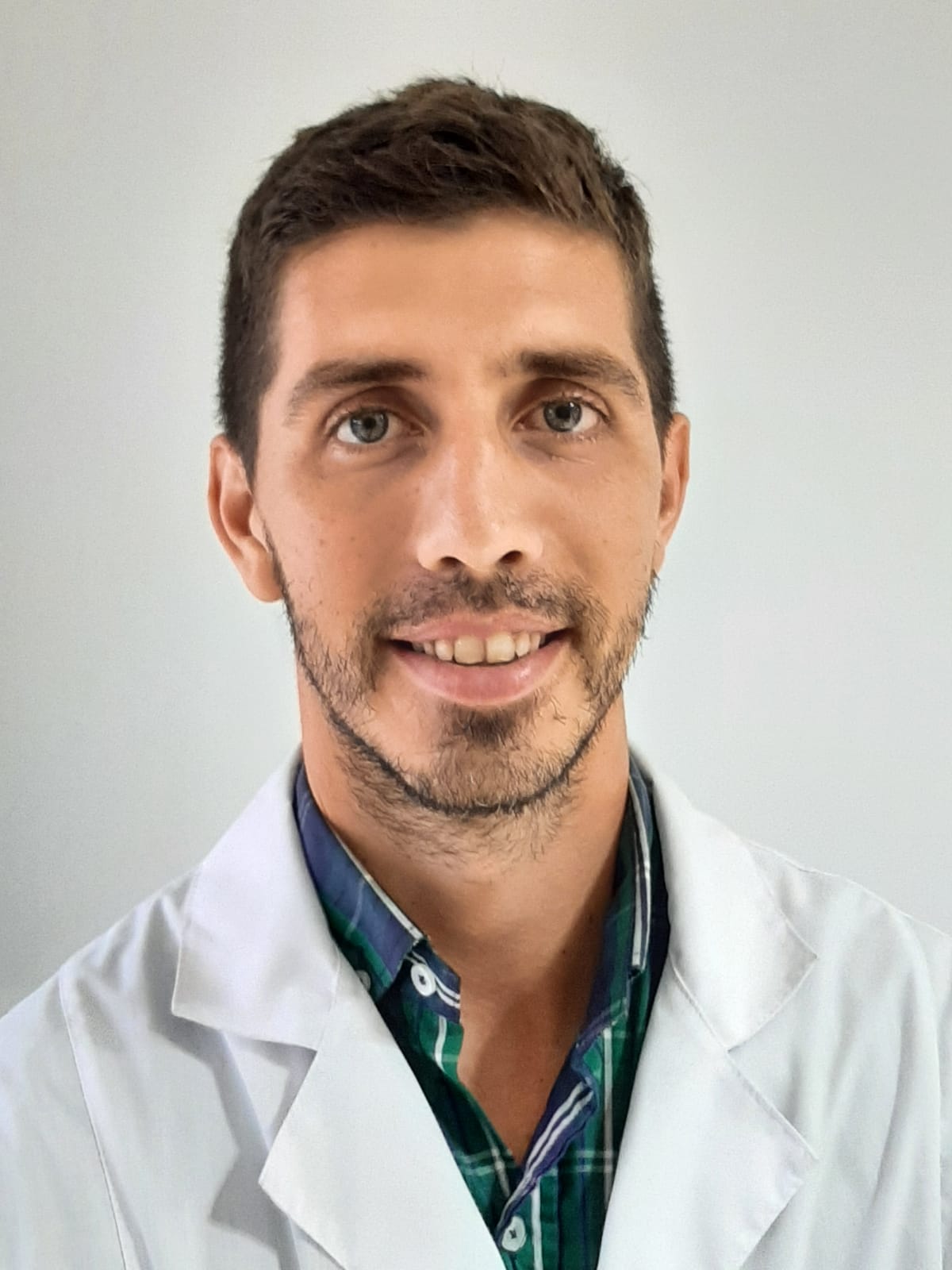 Dr Manuel Albornoz
