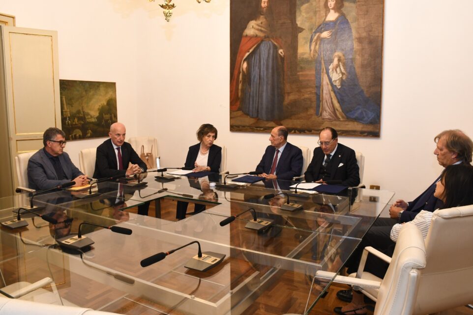 Medicina, firmato protocollo tra Regione, UniCamillus e Fondazione Giglio per tirocini e specializzazioni all’ospedale di Cefalù